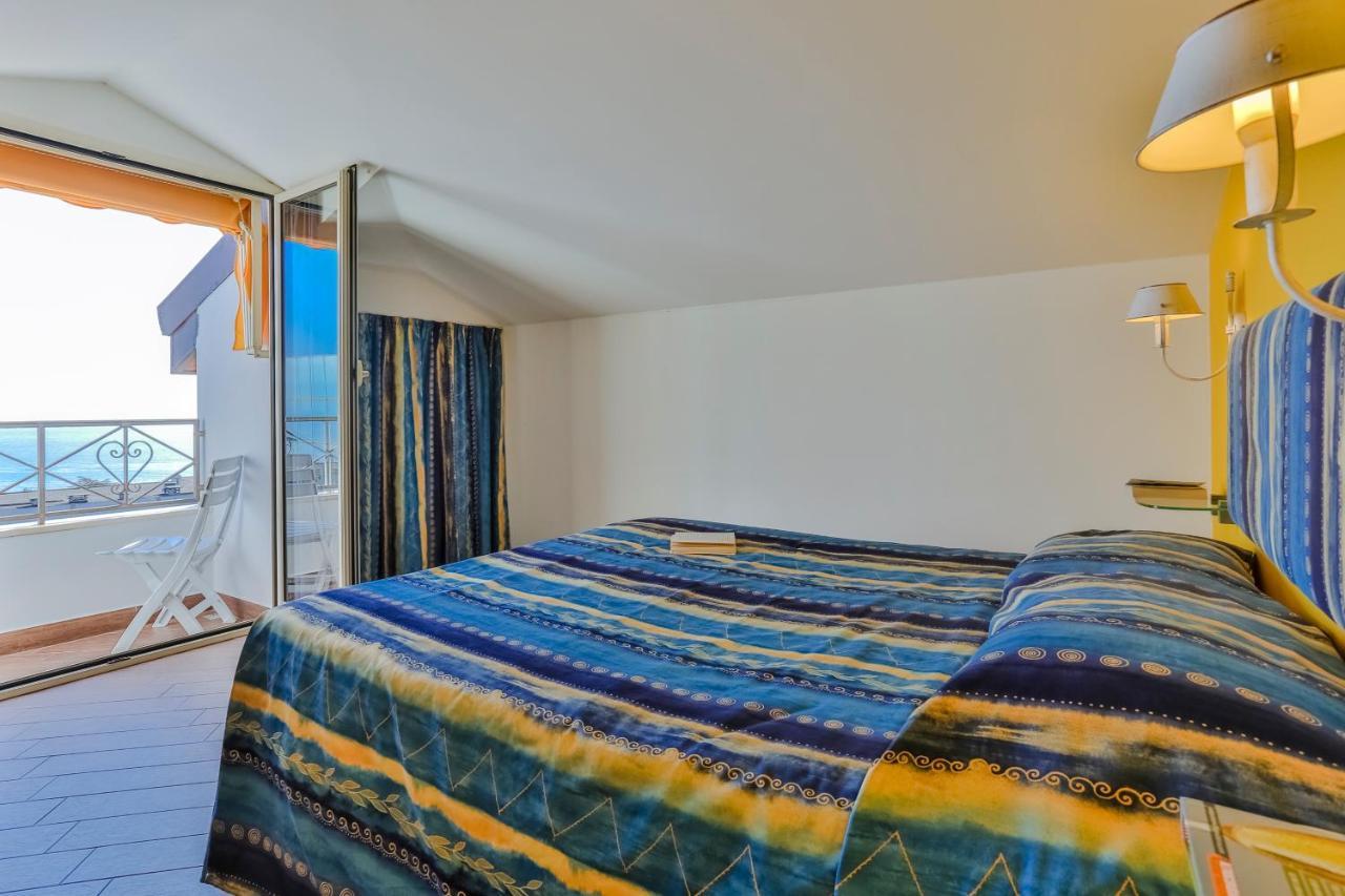 Casa Di Rossana Bed&Breakfast Sanremo Exterior photo